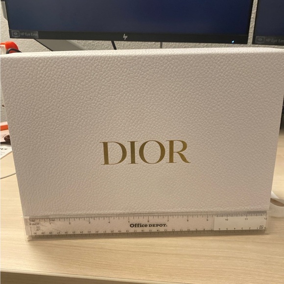 Dior gift box - Picture 8 of 8